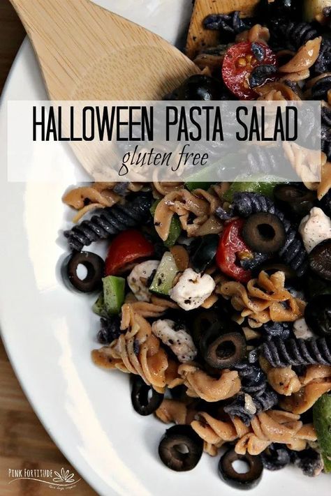 Sometimes, you need something quick and easy to whip up for your Halloween party or take along to a potluck. This Italian-style Halloween pasta salad is THE perfect dish to feed a crowd. Oh and BTW - it's made with whole foods and is gluten-free and dairy free to accommodate anyone's nutritional protocols or dietary needs. AND - the black and purple pasta is made with all-natural ingredients. As in - real food. You don't have to be scared with this recipe... Gluten Free Halloween Dinner Ideas, Halloween Pasta Salad Ideas, Halloween Salad Ideas, Halloween Pasta Ideas, Gluten Free Halloween Recipes, Halloween Pasta Salad, Purple Pasta, Gluten Free Party Snacks, Halloween Smores