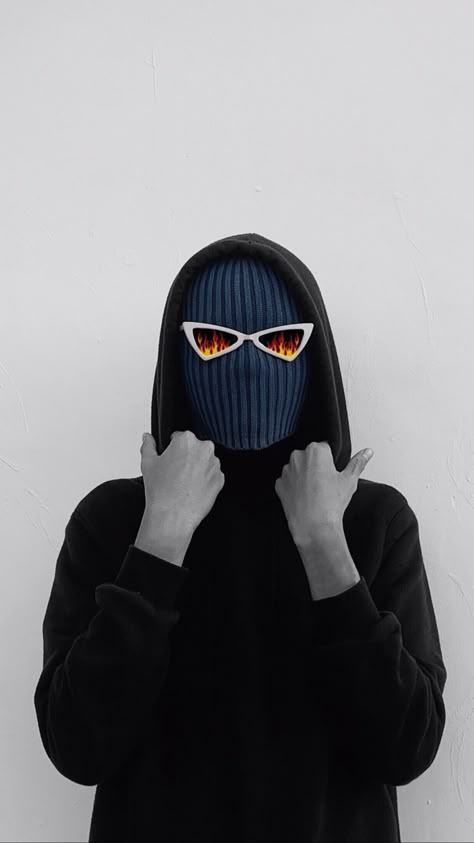 Ski Mask Photoshoot, Iphone Dp, Thug Life Wallpaper, Besties Pictures, Diy Gift For Bff, Weird Photography, Anime Photo Profile, Profile Dark, Haha Photos