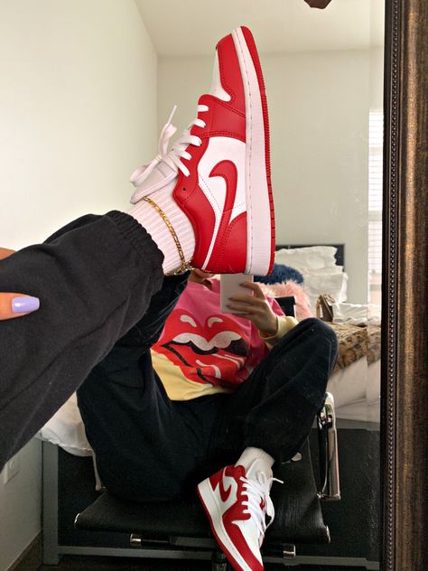 Ankle bracelet. Sneaker pose. Red and white air Jordan 1 low. Colorful sweatshirt. Purple nails Air Jordan 1 Low Gym Red Outfit, Jordan 1 Low Gym Red Outfit, Air Jordan 1 Low Gym Red, Jordan 1 Low Gym Red, Red And White Jordans, White Forces, White Jordans, Air Jordan 1 Low, Shoe Inspo