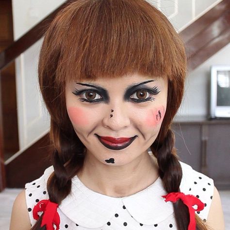 Annabelle Doll Makeup #halloween #tutorial Check out my channel here www.youtube.com/lynetteteemakeup Annabelle Makeup, Scary Doll Makeup, Annabelle Costume, Creepy Dollhouse, Annabelle Halloween, Creepy Doll Makeup, Doll Makeup Tutorial, Creepy Doll Halloween, Costume Ideas For Halloween