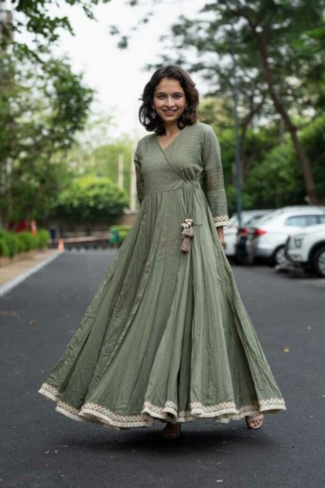 Panel Anarkali Dress, Schiffli Dress, Saree Jackets, Women Dress Collection, Army Green Color, Kurta Dress, Kurti Design, Traditional Indian Outfits, Dress Design Patterns