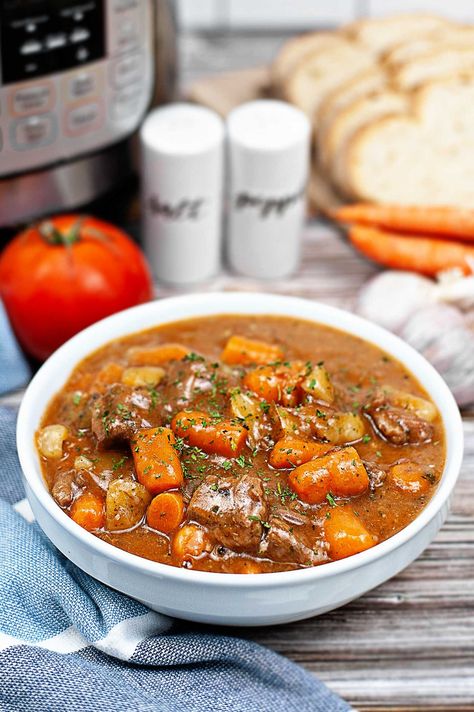 Delicious Instant Pot beef stew, ready in no time! Tender beef, hearty veggies, and rich flavors in one bowl. Venison Stew Instant Pot, Beef And Barley Soup Instant Pot, Stew Meat Recipes Instapot, Instapot Beef Stew, Beef Stew Instant Pot, Beef Shank Stew, Instant Pot Beef Stew Recipe, Instant Pot Stew, Instant Pot Beef Stew