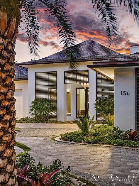 Estate Homes – Affiniti Architects Caribbean Homes Exterior, Caribbean Colonial Architecture, West Indies House Exterior, Caribbean House Design, Tropical Home Exterior, Florida House Exterior, British West Indies Architecture, Tropical House Exterior, Caribbean Style Homes