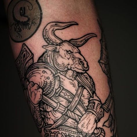 𝔅𝔦𝔩𝔩𝔶 𝔅𝔢𝔯𝔫𝔢𝔯𝔱 on Instagram: "Minotaur, thanks again for dropping by. _________________________ Contact: sulphurtattoo@web.de  #minotaur #minotaurus #minotaurtattoo #greekmythology #mythologytattoo #woodcuttattoo #engravingtattoo #sulphurtattoo #darkart #lineart #medievaltattoo" Minotaur Tattoo Design, Billy Bernert, Minotaur Tattoo, Minotaur Art, Bull Tattoo, Woodcut Tattoo, Medieval Tattoo, Engraving Tattoo, Bull Tattoos