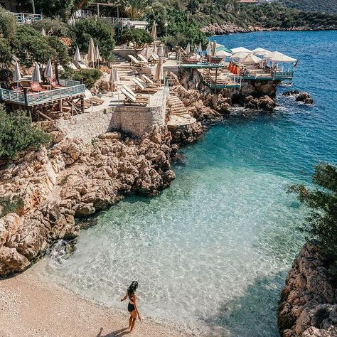 Greek island beach vibes at this charming little cove in Kas, Turkey. 💧 #turkey #kas Kas Turkey, Turkey Beach, Turkey Places, Turkey Travel Guide, Small Hotels, Beach Clubs, Voyage Europe, Marmaris, Turkey Travel