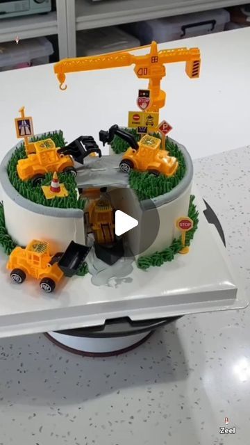 Jcb Cake, Dump Truck Cakes, Cake Children, Decoration Cake, Cake Lover, Birthday Cookies, Cake Decoration, Kids Cake, Cake Ideas