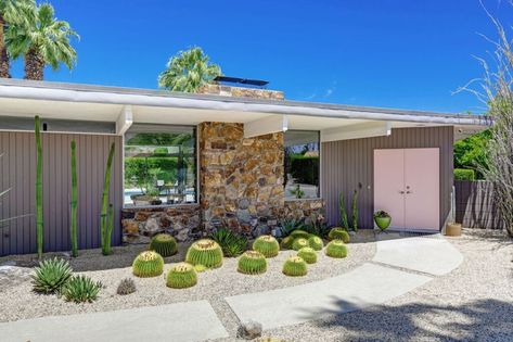 Modernism Week Palm Springs, Ranches Living, Green Tile Bathroom, Atomic Ranch, Eichler Homes, Clerestory Windows, Architectural Features, Spring Home, One Month