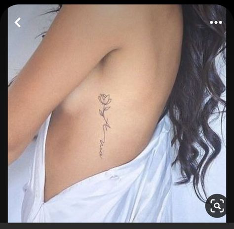 Pretty Tattoo Writing, Hip Saying Tattoos Women, Tattoo Ideas For Women Side Rib, Tulip Tattoo With Initials, Women’s Ribcage Tattoo, Flower Faith Tattoo, Subtle Rib Tattoo, Tulip Tattoo Side Rib, Small Side Back Tattoos