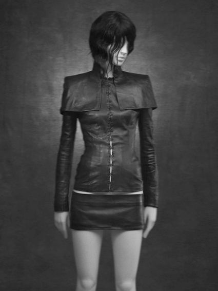 Dark Romanticism, Olivier Theyskens, Fashion Museum, Vintage Editorials, Museum Fashion, She Walks In Beauty, Quirky Fashion, Brutalism, Mode Inspo