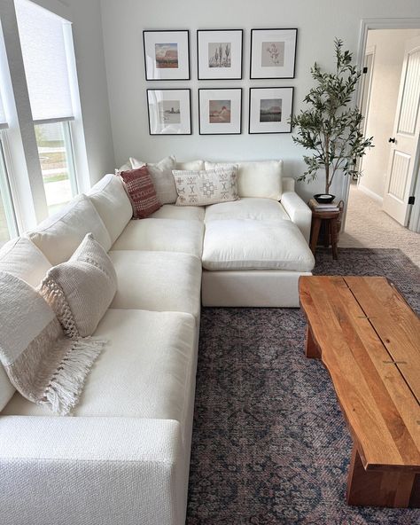 Cozey Views 🌤️ The Ciello Sectional from @cozey has transformed our loft living room into the perfect hang out spot for our family. With it's washable plush cushions, it's toddler safe 🙌🏼 AND I love how we can move the ottomans to create different seating options. Comment "COZEY" for more details! 💕 Cozey sectional, modular sofa, washable covers, functional furniture, loft living room, area rug #cozey #cozeyliving #cozeylife #cozeyhome #AD L Couch And Chair Layout, Small Living Room With Ottoman, Couch With Large Ottoman, Small Living Room Sofas, Modular Sofa Cozy, U Couch Living Room Layout, Sectional And Ottoman Living Room, Split Sectional Sofa Ideas, L Shaped Sofa Living Room