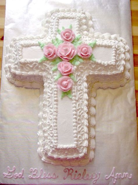 Cross Cake Decorating Ideas, Cross Shaped Cake, Cross Cake Ideas, Baptism Cake Ideas, Baptism Cross Cake, Cake Paris, Cross Cake, Cross Cakes, Religious Cakes