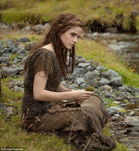 Emma Watson's hairstyle from the Noah film Noah Movie, Emma Watson Wallpaper, Alex Watson, American Horror Stories, Emily Watson, Sir Anthony Hopkins, Darren Aronofsky, Movies 2014, William Faulkner