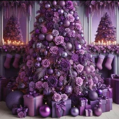 Purple Christmas Tree Decorations, Black Christmas Decorations, Purple Christmas Tree, Purple Tree, Merry Bright Christmas, Creative Christmas Trees, Purple Decor, Christmas Tree Inspiration, Purple Christmas