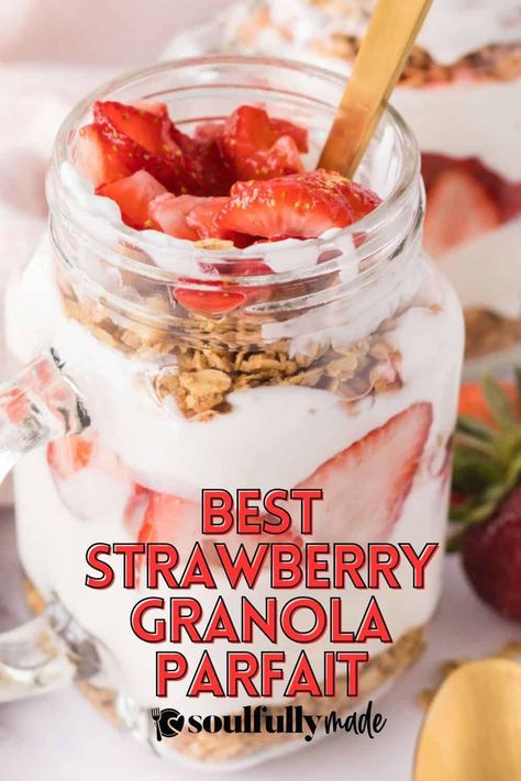 Strawberry Yogurt Parfaits-- It’s the perfect balance of sweet and creamy to really get you ready for a productive day! The fresh fruit makes every bite so juicy, while the granola brings a satisfying crunch. Overnight Strata, Fruit Yogurt Parfait, Granola Yogurt Parfait, Fruit Parfait Recipes, Strawberry Yogurt Parfait, Yogurt Parfait Cups, Low Calorie Sweets, Desserts In Jars, Strawberry Granola