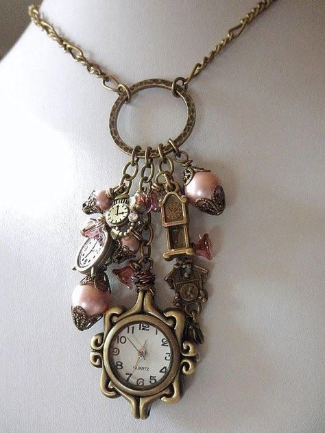 Altered Clocks, Boho Jewellery Necklaces, Vintage Jewelry Ideas, Bracelets Boho, Junk Jewelry, Rose Crystal, Watch Jewelry, Vintage Jewelry Crafts, Vintage Jewelry Art