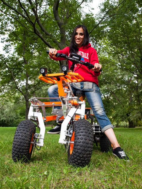 #electric #quad #scooter #moped #vehicle #off-road Diy Off Road Go Kart, 4 Wheels Motorcycle, Fast Scooters, Off Road Electric Scooter, Off Road Scooter, Electric Utv, Quad Bike Desert, Three Wheel Electric Scooter, Bike Diy