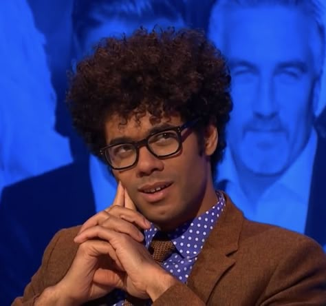 Richard Ayoade Aesthetic, Roy It Crowd, Moss It Crowd, British Comedians, Richard Ayoade, Calm Energy, Funny Comedians, It Crowd, Davy Jones