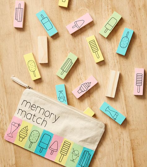 Memory Game Diy, Cricut Games, Best Cricut Projects, Cricut Game, Monkey Room, Wine Puns, Cricut Accessories, Baby Clothes Hangers, Pinterest Diy Crafts