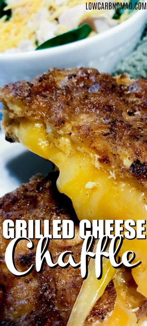 Cheese Chaffle, Keto Sandwich, Tartiflette Recipe, Cheese Keto, Keto Chaffle, Chaffle Recipe, Grilled Cheese Sandwiches, Low Carb Breakfast Recipes, Fat Foods