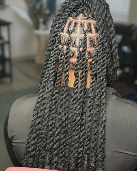 Invisible Locs (Mid-back) 😤 Click the 🔗⛓️‍💥🖇️
.
.
.
.
#invisiblelocs #locstyles #locstylesforwomen #jaxbraids #duvalbraids #904braids #jacksonvillebraids #fyp #explorepage✨