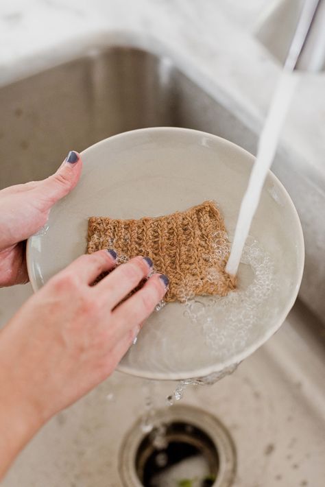 Sustainable Diy Projects, Sustainable Diy, Bamboo Dishes, Decor Engagement, Diy Dish, Eco Kitchen, Dish Brush, Crochet Unique, Loofah Sponge