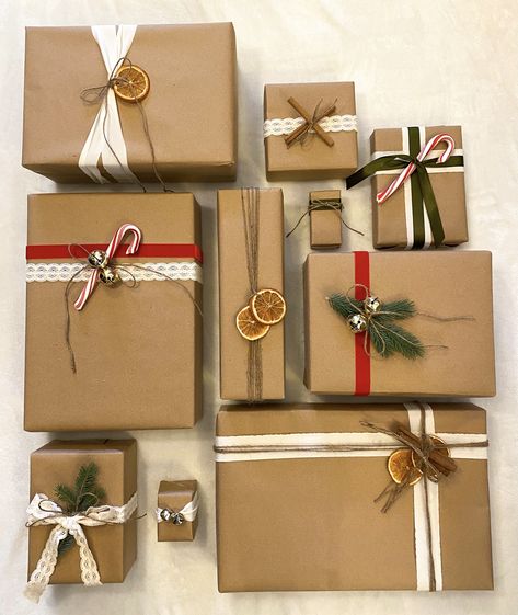 Twine And Ribbon Gift Wrapping, Velvet Ribbon Gift Wrap, Brown Paper Christmas Wrapping Ideas, Brown Paper Gift Wrapping, Christmas Wrapping Ideas Creative, Creative Gift Wrapping Ideas, Rapping Paper, Modern Gift Wrap, Future Christmas