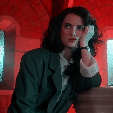 Winona Ryder Heathers, Veronica Sawyer, Soft Milk, Creative Stuff, Winona Ryder, Years Younger, Heathers, Love Her, Milk