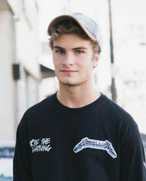 Brady Tutton, Chance Perez, Boy Band, Reality Tv Shows, Reality Tv, Boy Bands, Real Life, Long Sleeve Tshirt Men, It Cast