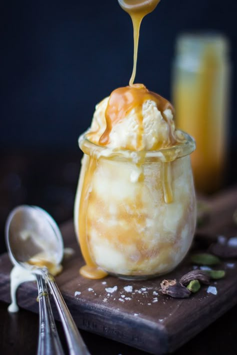 Smoked Cardamom Ice Cream with Salty Honey Caramel Swirl – The Bojon Gourmet Cardamom Ice Cream, Bojon Gourmet, Honey Caramel, Homemade Ice Cream Recipes, Ice Cream Popsicles, An Ice Cream, Ice Cream Sundae, Homemade Ice, Milkshakes