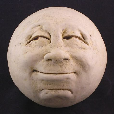 Moon Faces, Man In The Moon, Vintage Moon, Clay Face, Clay Faces, Moon Garden, Moon Face, Pottery Sculpture, Sculpture Ideas