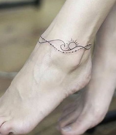 Ocean Anklet Tattoos For Women, Beach Anklet Tattoo, Anklet Tattoos For Women Simple, Ankle Bracelet Tattoo With Names, Anklet Tattoos For Women Unique, Wrist Bracelet Tattoo Unique, Ankle Bracelets Tattoos For Women, Charm Anklet Tattoo, Bracelet Tattoos With Names