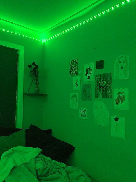 Green Led Light Aesthetic, Green Room Ideas Bedroom, Led Lights Bedroom Aesthetic, Light Green Bedrooms, Nature Room, Neon Bedroom, Green Led Lights, Led Art, Led Lighting Bedroom