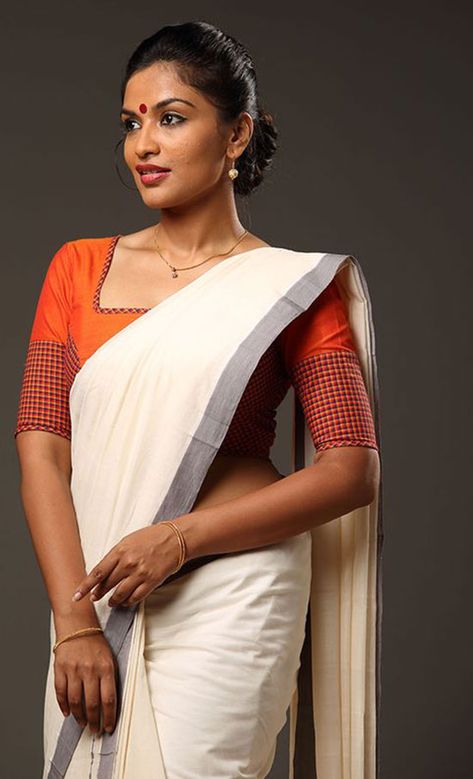 Square Neckline In Front-Buttoned In Back Front view Square Neckline Blouse Saree, Front Square Neck Saree Blouse, Square Blouse Neck Designs, Square Neck Saree Blouse, Square Neck Blouse Designs, Professional Saree, Saree Reference, Turquoise Saree, Kerala Kasavu Saree