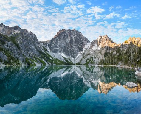 Colchuck Lake Near Leavenworth, Washington Colchuck Lake, Snoqualmie Falls, Lopez Island, Washington Hikes, Skagit Valley, Orcas Island, Temperate Rainforest, The Enchantments, Cascade Mountains