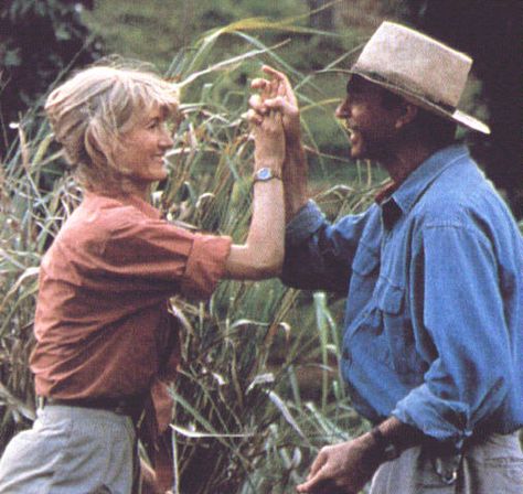 High five between Dr. Ellie Sattler and Dr. Alan Grant in Jurassic Park Dr Ellie Sattler, Dr Alan Grant, Ellie Sattler, Alan Grant, Jurassic Park Film, Jurassic World 2015, Sam Neill, Jurassic Park 1993, Jurassic Park Movie