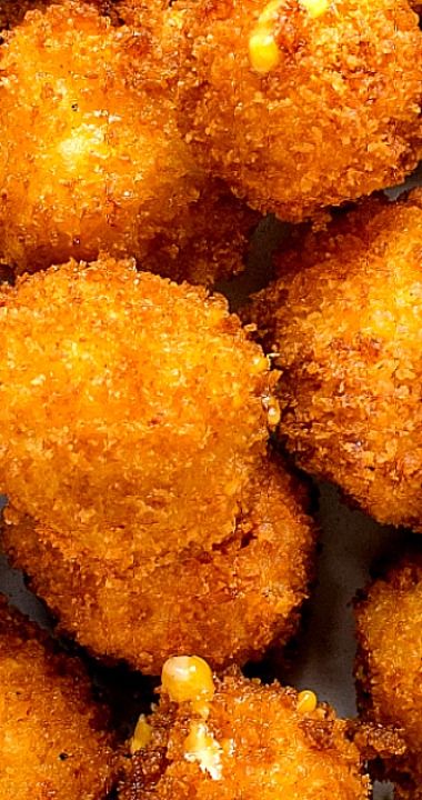 Pimento Cheese Bites Recipe, Ways To Eat Pimento Cheese, Deep Fried Pimento Cheese Balls, Pimento Cheese Uses, Pimento Cheese Cornbread, Pimento Cheese Bites, Pimento Cheese Ideas, Pimento Cheese Breakfast, Pimento Cheese Appetizer Ideas