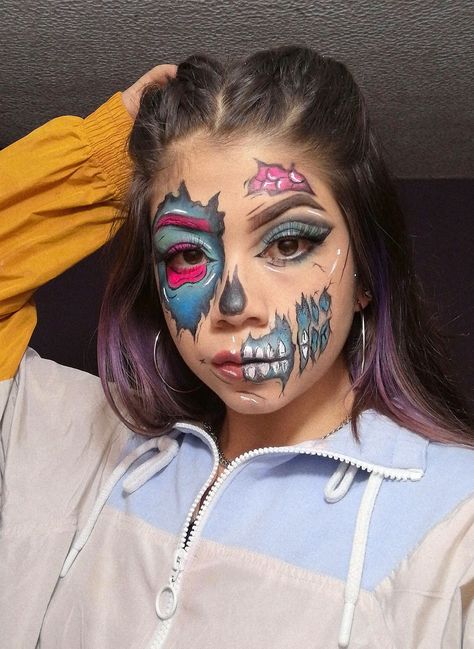 Blue and pink makeup, maquillaje zombie girl ideas Halloween Makeup Zombie, Zombie Face Paint, Makeup Zombie, Zombie Kid, Zombie Cartoon, Cartoon Makeup, Zombie Face, Cute Zombie, Zombie Makeup