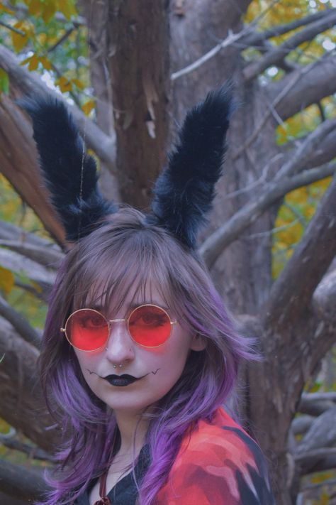 On insta @/ gina.n.smith Mothman Halloween 2022 Cryptid Costume Diy, Mothman Makeup Halloween, Mothman Makeup, Mothman Cosplay, Mothman Costume, 2024 Halloween, Costume Inspo, Dress Up Day, Halloween 2022