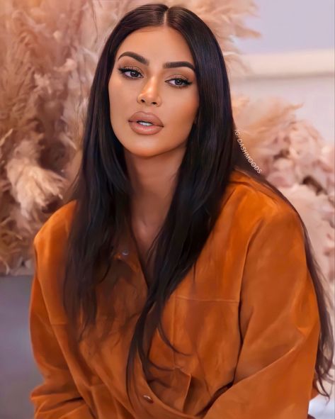 Makeup Looks Kim Kardashian, Kardashian Makeup Looks, Kourtney Kardashian Makeup, Kim Kardashian Makeup Looks, Kim K Makeup, Estilo Kim Kardashian, Look Kylie Jenner, Kardashian Makeup, Kim Kardashian Makeup