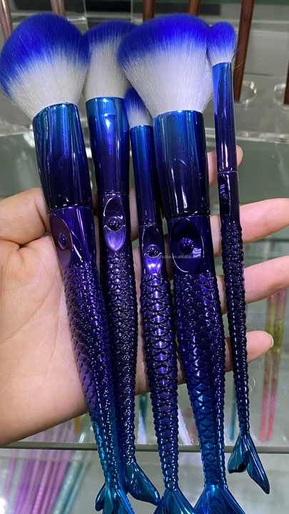 Blue Mermaid Makeup, Mermaid Makeup Brushes, Buy Makeup, Makeup Brush Set Professional, Mermaid Makeup, Blue Mermaid, Makeup To Buy, Professional Makeup Brushes, Luxury Makeup