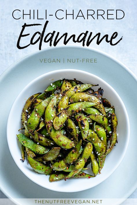 Spicy Garlic Edamame, Edamame Recipes Spicy, Shelled Edamame, Edamame Recipes, Dinner Party Appetizers, Popular Appetizers, Healthy Appetizers, Japanese Restaurant, Garlic Salt