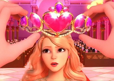 Princess Charm School Crown, Barbie Princess Charm School, Light Movie, Princess Charm School, Popcorn Party, Barbie Cartoon, Disney Characters Videos, Mermaid Pictures, Im A Barbie Girl