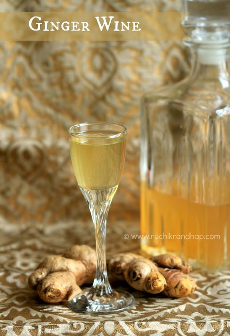 Ginger Wine, Wine Making Recipes, Homemade Wine Recipes, Blackberry Wine, Homemade Liquor, Homemade Wine, Christmas Carols, Rice Wine, Health Drink