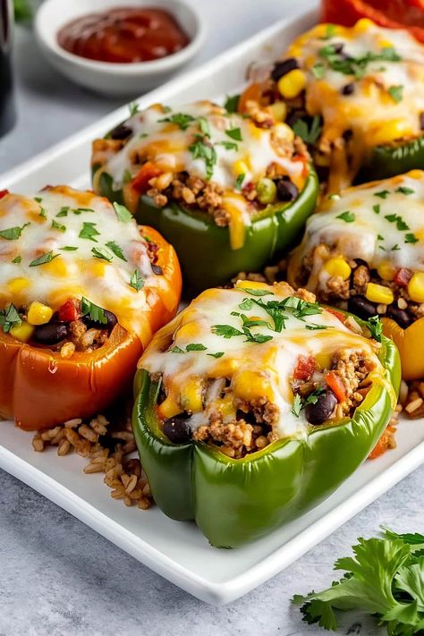 Mexican Stuffed Peppers, Stuffed Peppers With Rice, Taco Stuffed Peppers, Stuffed Peppers Turkey, Turkey Tacos, Easy Taco, Cuban Recipes, Peppers Recipes, Mexican Food Recipes Authentic