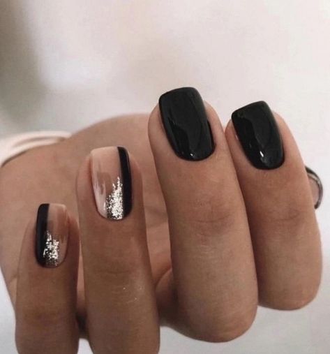 Black Elegant Nails Short, Dark Nails With Accent Nail, Black Nail Designs Fall, Fall Gel Nails Black, Dark Boho Nails, Dark Gel Nails Ideas, Simple Gel Manicure Designs, Black Bridesmaid Nails, Short Sqovalnails