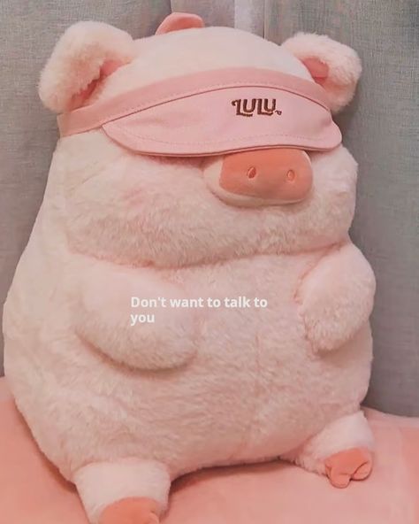 Is this what you look like when you‘re mad?#pig #piggy #plushies Pig Plushie, Cute Piglets, Painting Images, Xmas Wishes, Cute Piggies, Cute Pigs, Cute Little Things, Cute Plush, Sky Aesthetic