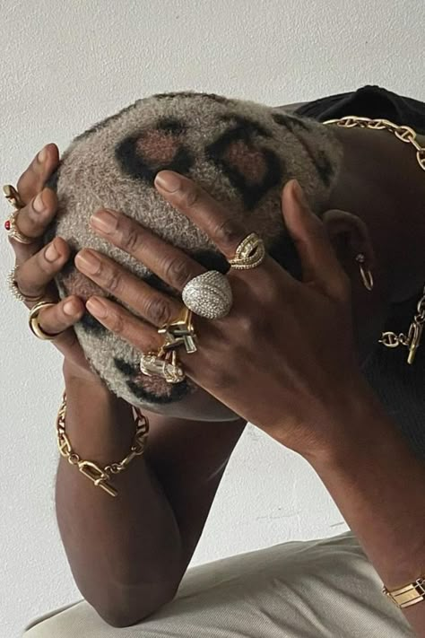 Gold Or Silver Jewelry Skin Tone, Weird Jewelry, Mens Photoshoot Poses, Afrocentric Art, Kane Chronicles, Jewelry Accessories Ideas, Ex Machina, October 4, Jewelry Lookbook