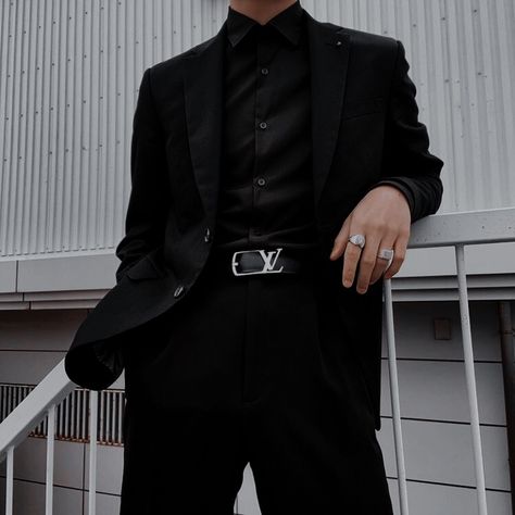 All Black Suit, Black Suit Men, Star Boy, Mens Casual Dress Outfits, Men Stylish Dress, Mens Casual Dress, Black Suit, Men Fashion Casual Outfits, Swaggy Outfits