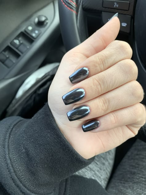 Metallic Black Nails, Square Oval Nails, Black Chrome Nails, Metallic Nails Design, Chrome Manicure, Metallic Nail, Chrome Nails Designs, Blue Chrome, Mirror Nails