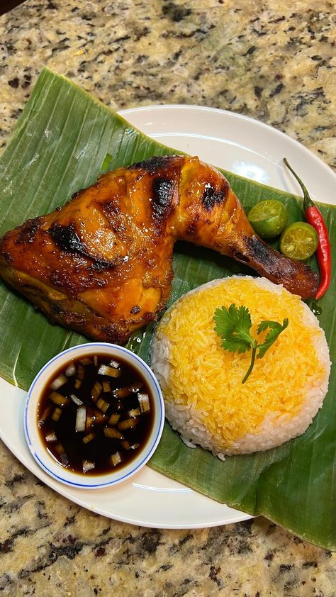 Inasal Chicken Photo, Inasal Chicken Recipe, Grilled Chicken With Rice, Chicken Inasal Recipe, Bangus Recipe, Chicken Inasal, Object Oc, Steam Rice, Calamansi Juice